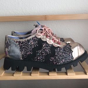 NWOT Irregular Choice Gold Multicolor Glitter Fur Oxford Lace Up Oxford Loafers